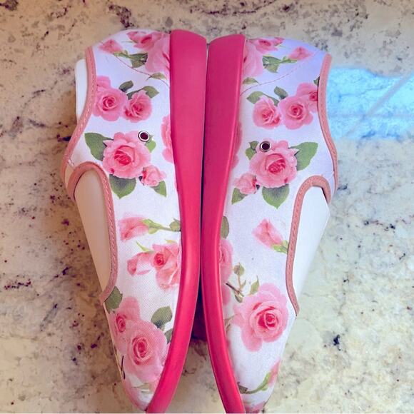 Mini Chocolaticas Hot Chocolate Pink White Rose EU 31 US Girls 13.5 EUC - Picture 4 of 13